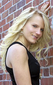 Ashley T-TOPOP_E.jpg